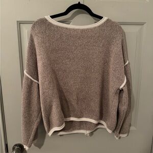 House of Wallace Cozy Women's Sweater - Brown and White size small